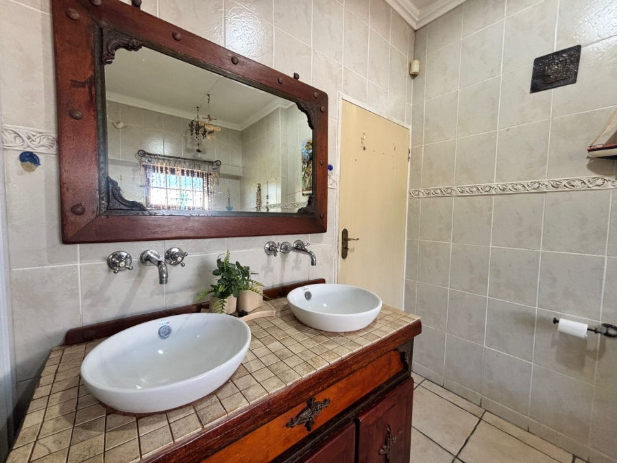 3 Bedroom Property for Sale in Flimieda North West